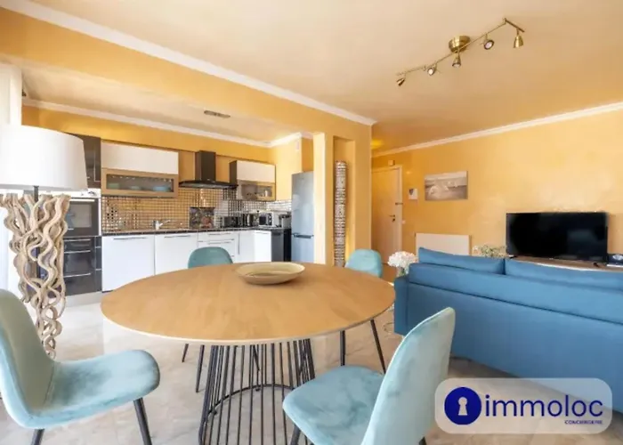 Air-conditioned With Terrace Sea View * Nice